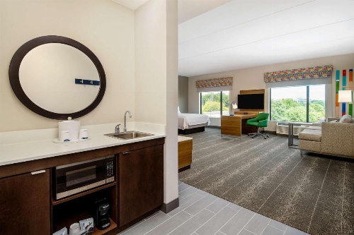 Hampton Inn By Hilton & Suites Raleigh Midtown, NC image 39