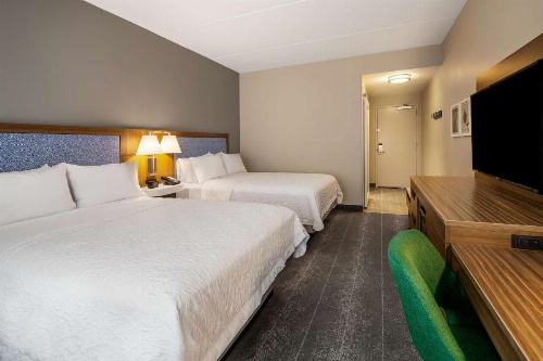 Hampton Inn By Hilton & Suites Raleigh Midtown, NC image 9